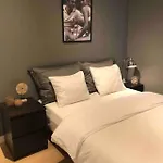 Moderne Midt I Bykjernen * 베르겐