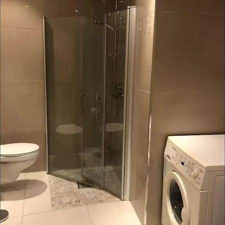 Moderne Midt I Bykjernen Lägenhet