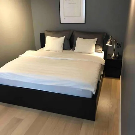 Lägenhet Moderne Midt I Bykjernen Bergen